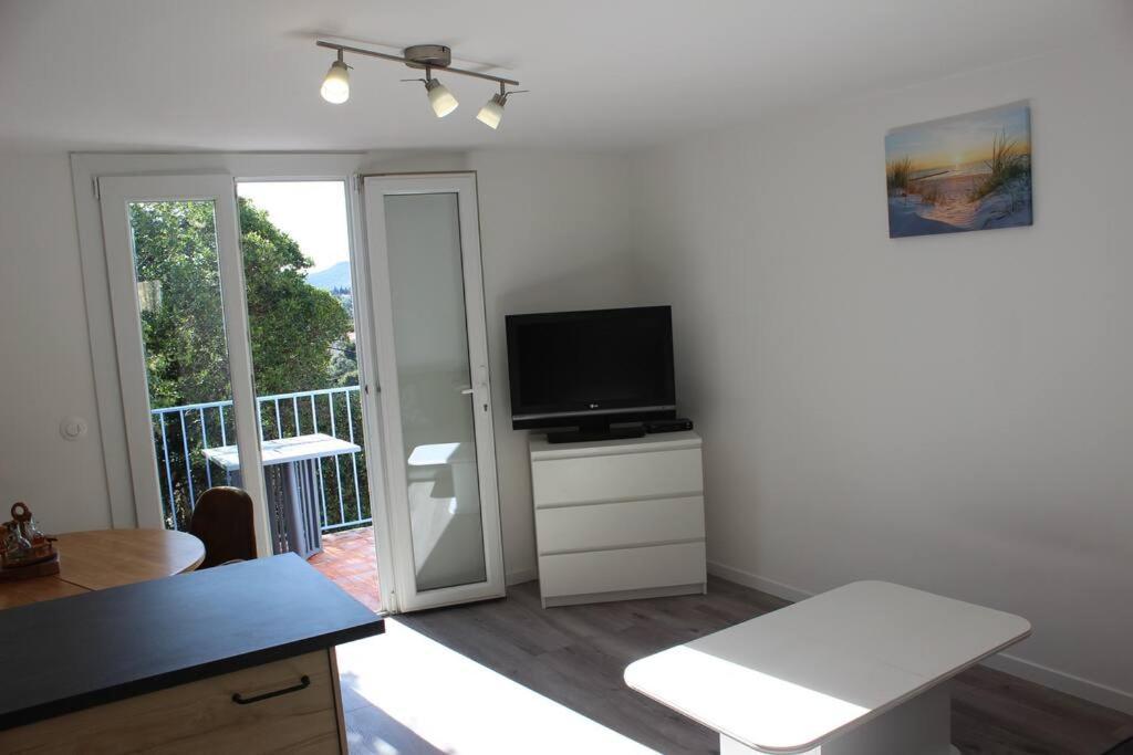 La Petite Rascasse, Appartement Avec Terrasse Ensoleillee Le Le Rayol-Canadel-sur-Mer Luaran gambar