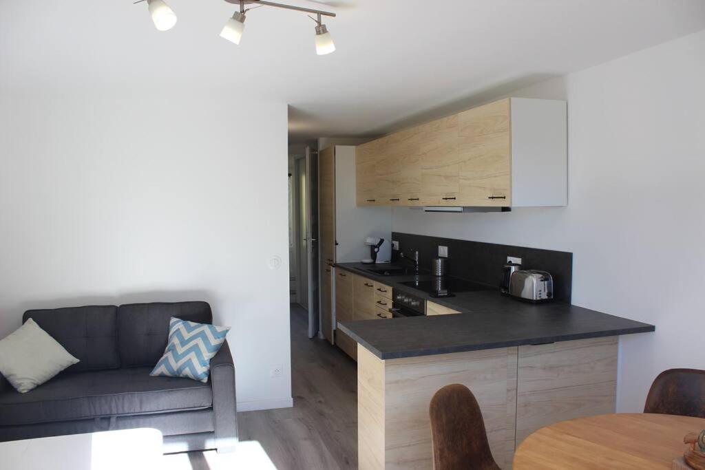La Petite Rascasse, Appartement Avec Terrasse Ensoleillee Le Le Rayol-Canadel-sur-Mer Luaran gambar